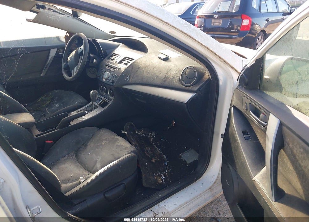 2010 MAZDA 3 VIN: JM1BL1S51A1142044