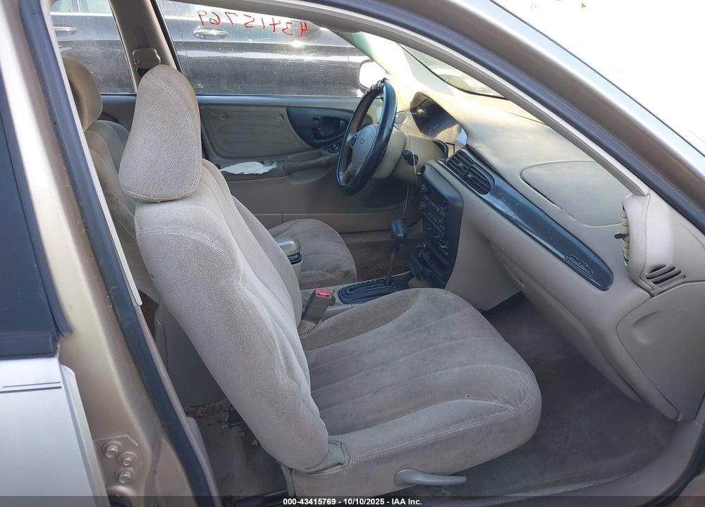 2002 CHEVROLET MALIBU VIN: 1G1ND52J02M687000