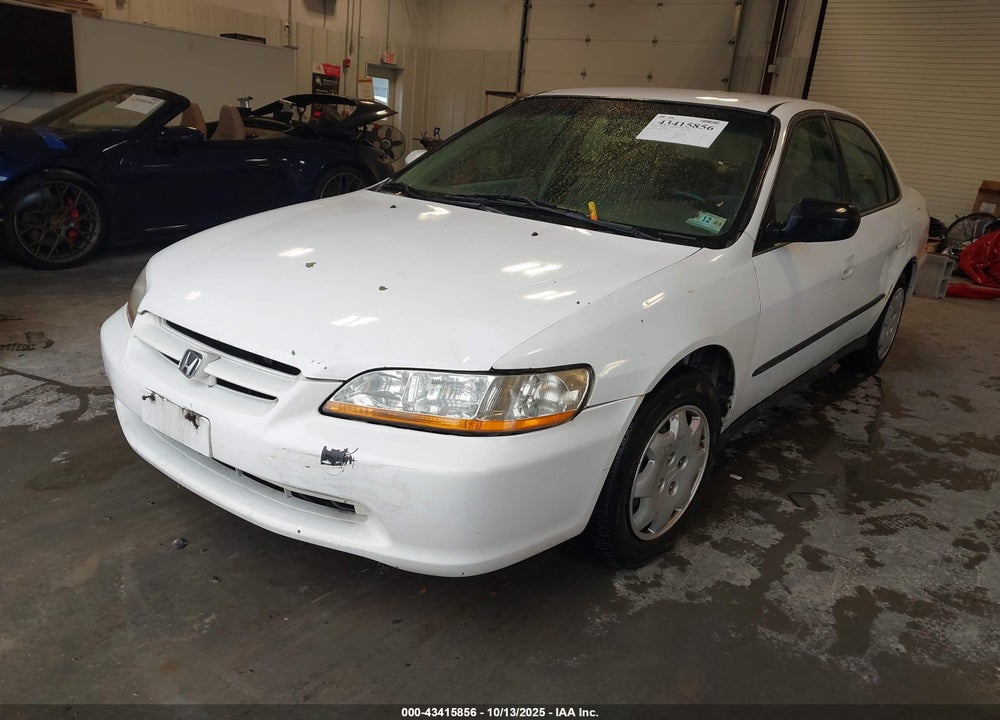 1998 HONDA ACCORD LX VIN: 1HGCG5644WA251849