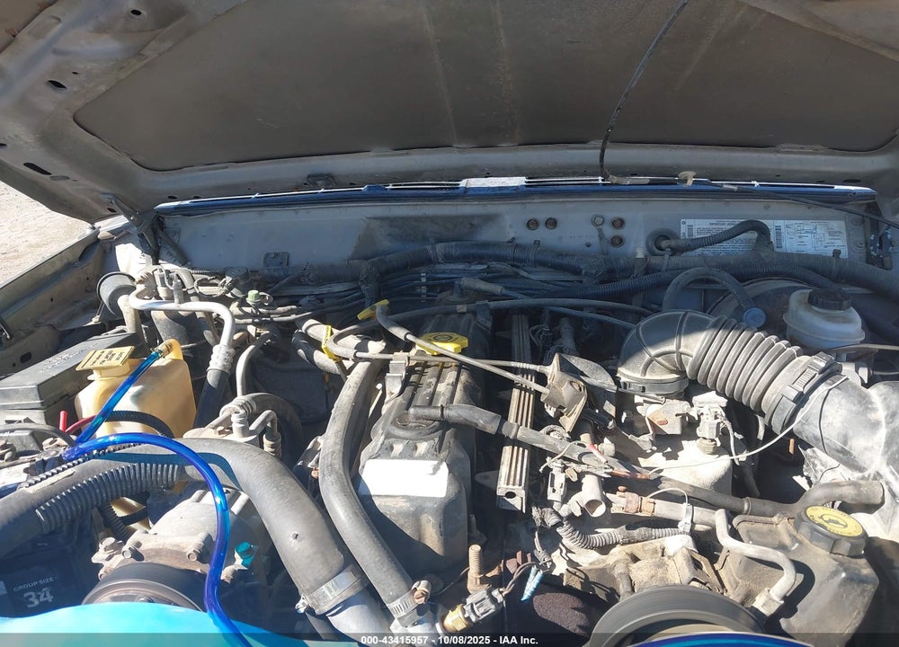 2000 JEEP CHEROKEE SPORT VIN: 1J4FF48S8YL149301