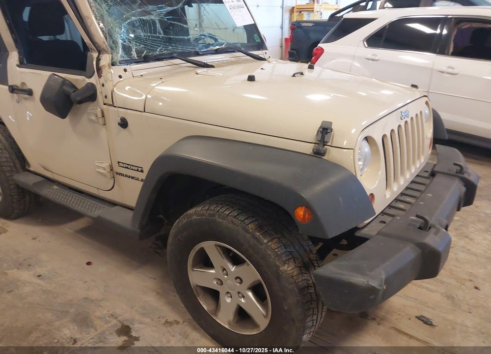 2011 JEEP WRANGLER SPORT VIN: 1J4AA2D13BL529745