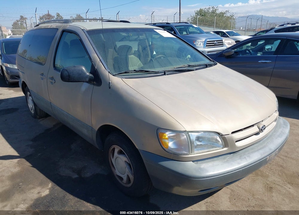 2000 TOYOTA SIENNA VIN: 4T3ZF13C2YU232902