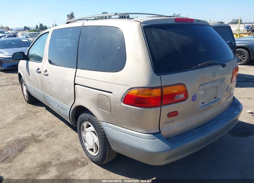 2000 TOYOTA SIENNA VIN: 4T3ZF13C2YU232902