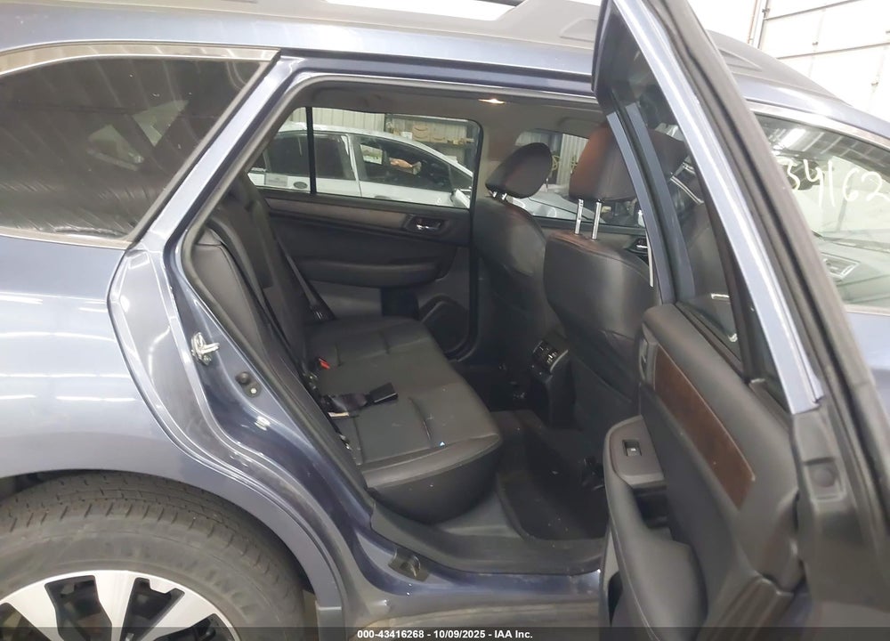 2017 SUBARU OUTBACK 2.5I LIMITED VIN: 4S4BSANC0H3420150