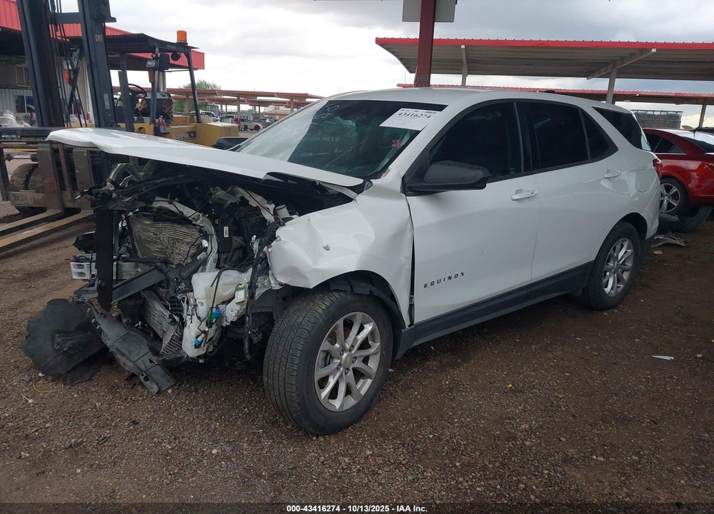 2018 CHEVROLET EQUINOX VIN: 3GNAXHEV2JS628145