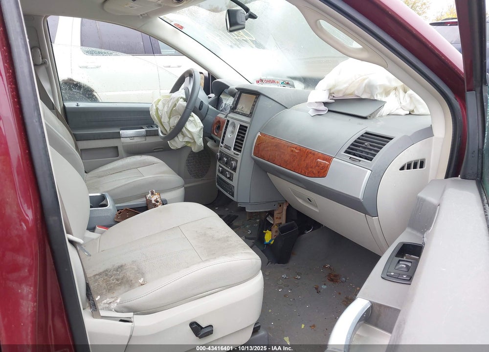2008 CHRYSLER TOWN & COUNTRY TOURING VIN: 2A8HR54P48R802736