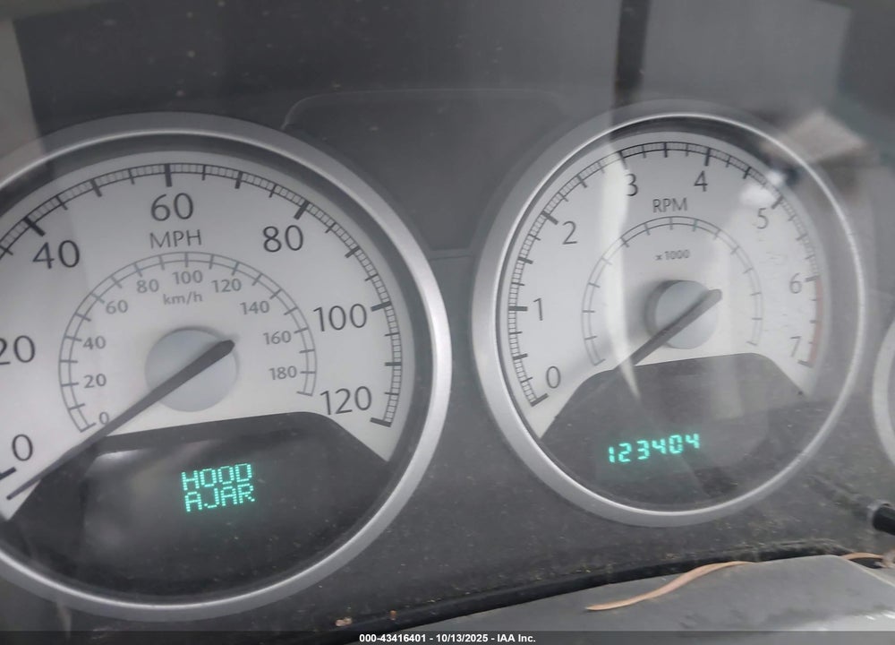 2008 CHRYSLER TOWN & COUNTRY TOURING VIN: 2A8HR54P48R802736