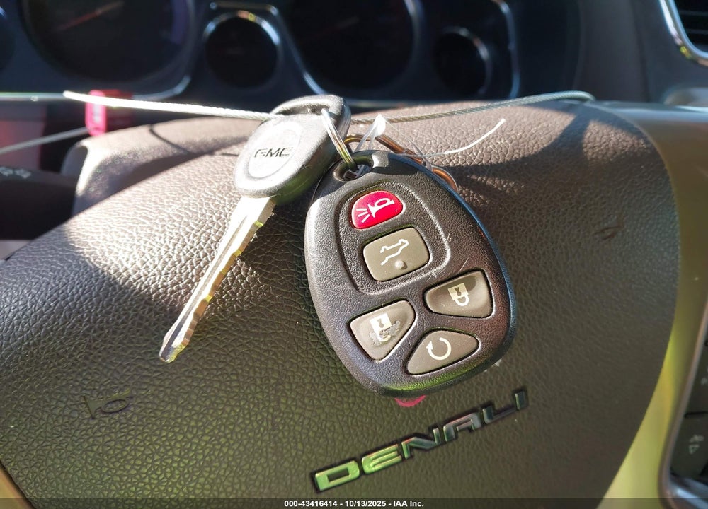 2014 GMC ACADIA DENALI VIN: 1GKKVTKD2EJ275385