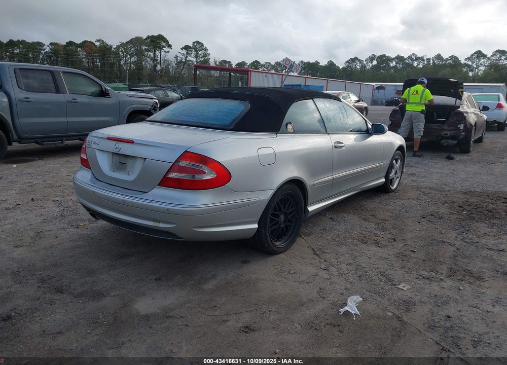 2004 MERCEDES-BENZ CLK 500 VIN: WDBTK75G04T020385
