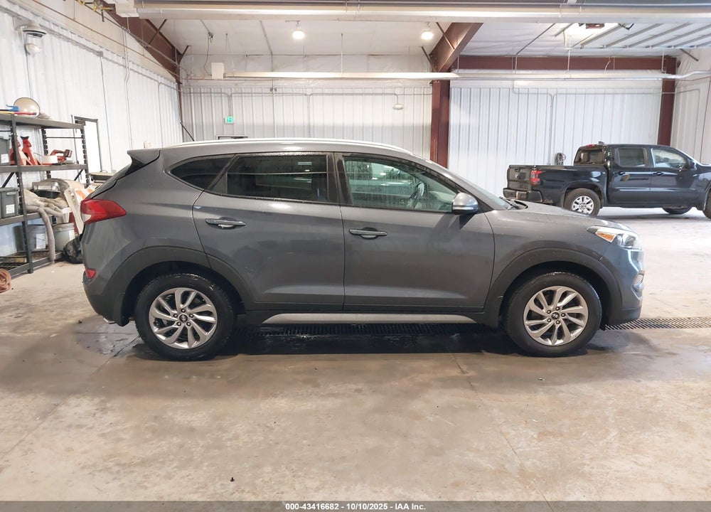 2017 HYUNDAI TUCSON ECO VIN: KM8J3CA2XHU382888