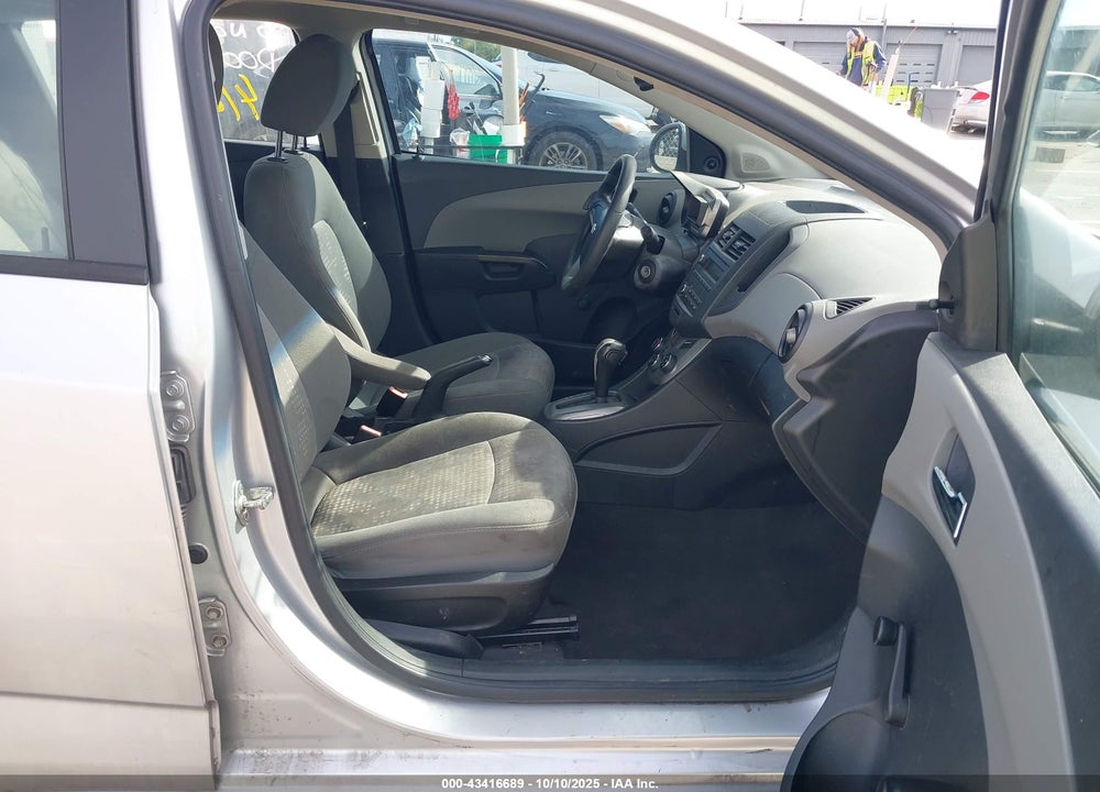 2013 CHEVROLET SONIC LS AUTO VIN: 1G1JA6SH9D4102315