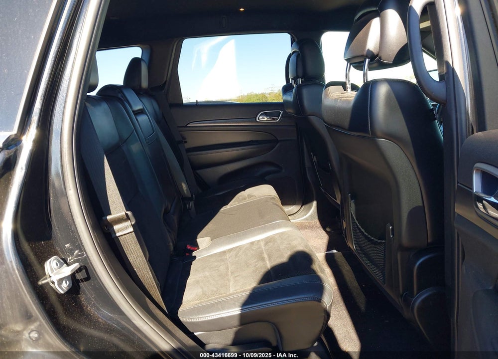 2018 JEEP GRAND CHEROKEE LAREDO E 4X4 VIN: 1C4RJFAG1JC333715