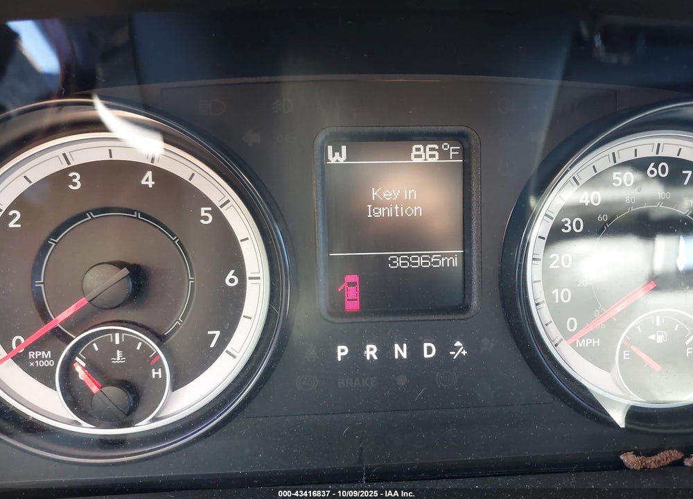 2016 RAM 1500 VIN: 1C6RR7FG7GS399361