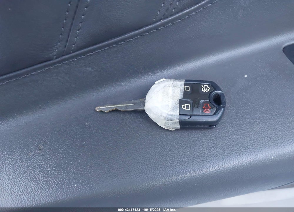 2011 FORD TAURUS VIN: 1FAHP2DW5BG185543