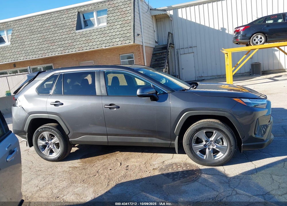 2024 TOYOTA RAV4 VIN: 2T3P1RFV7RW431088