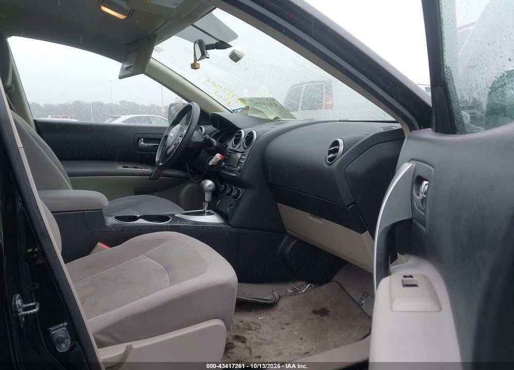 2015 NISSAN ROGUE SELECT S VIN: JN8AS5MT3FW150176