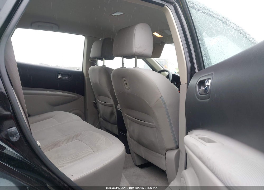 2015 NISSAN ROGUE SELECT S VIN: JN8AS5MT3FW150176