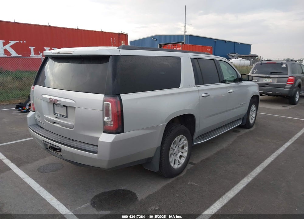 2016 GMC YUKON XL SLT VIN: 1GKS2GKC2GR369150