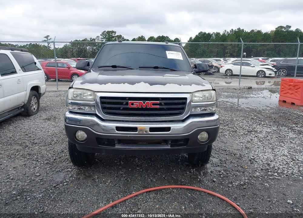 2005 GMC SIERRA 1500 SLE VIN: 2GTEK13T851393981