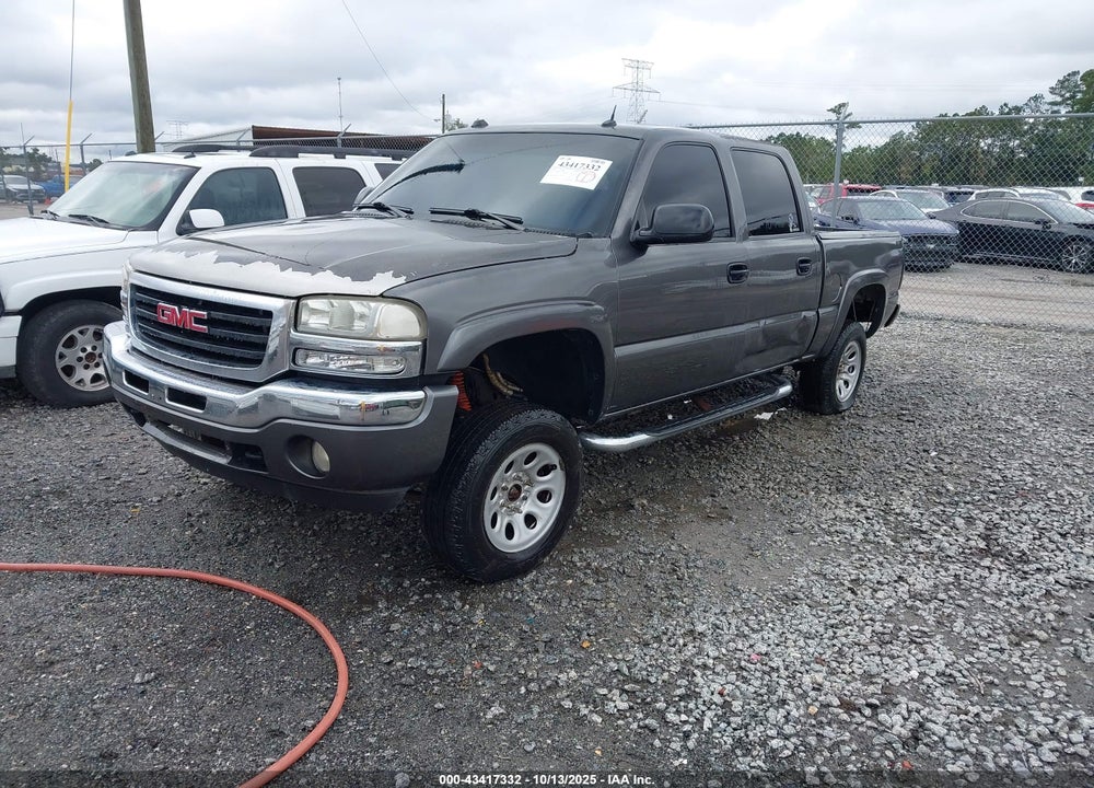 2005 GMC SIERRA 1500 SLE VIN: 2GTEK13T851393981