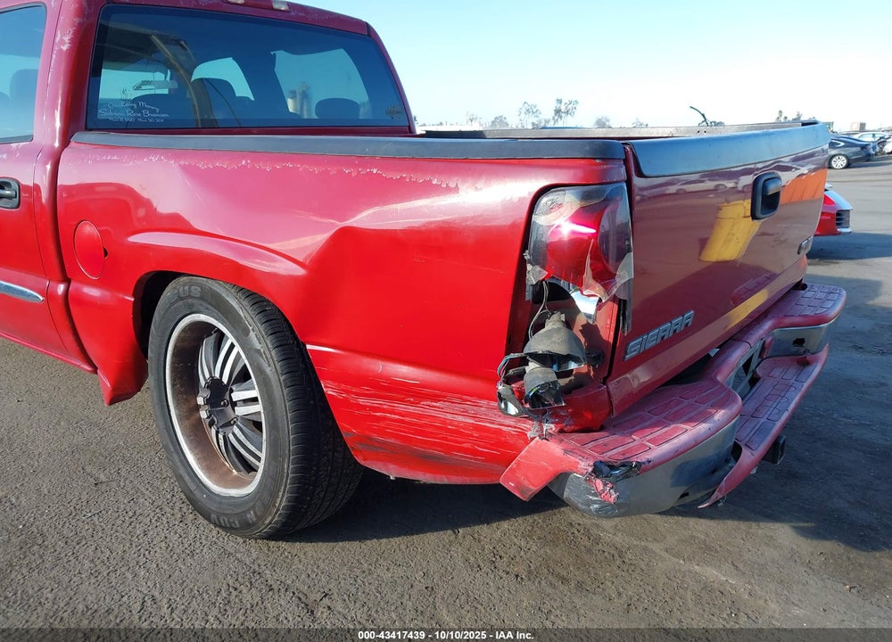 2006 GMC SIERRA 1500 VIN: 2GTEC13V961213861