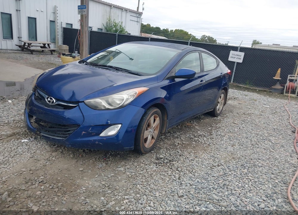 2013 HYUNDAI ELANTRA VIN: KMHDH4AE2DU556929