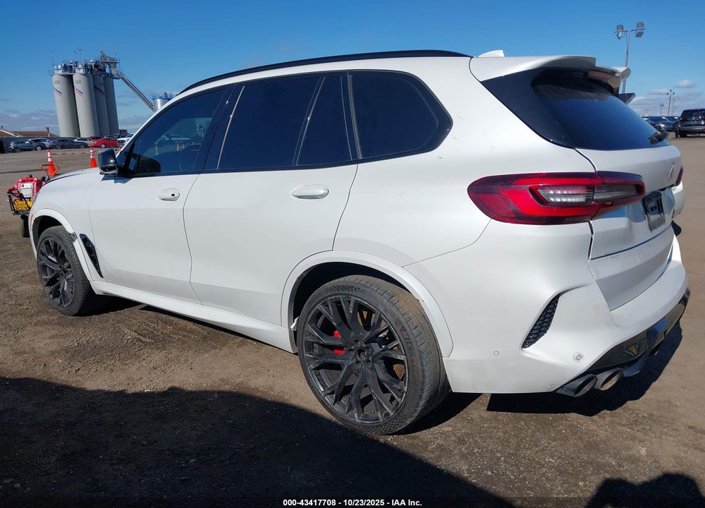 2022 BMW X5 VIN: 5YMJU0C08N9L13926