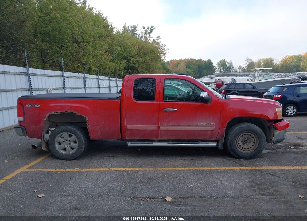2011 GMC SIERRA 1500 SLE VIN: 1GTR2VE36BZ142059