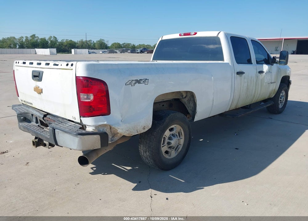2011 CHEVROLET SILVERADO 2500HD WORK TRUCK VIN: 1GC1CVC80BF189467