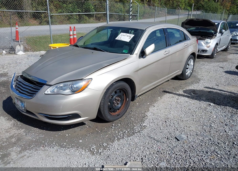 2014 CHRYSLER 200 VIN: 1C3CCBAB8EN206360