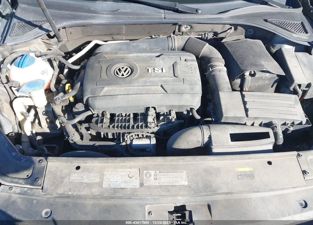 2016 VOLKSWAGEN PASSAT VIN: 1VWAT7A31GC068701