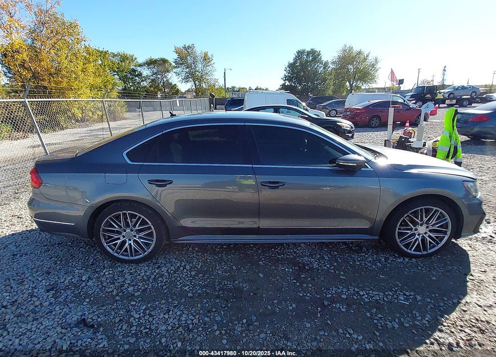 2016 VOLKSWAGEN PASSAT VIN: 1VWAT7A31GC068701