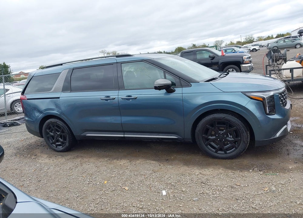 2025 KIA CARNIVAL MPV VIN: KNDNE5K32S6490131