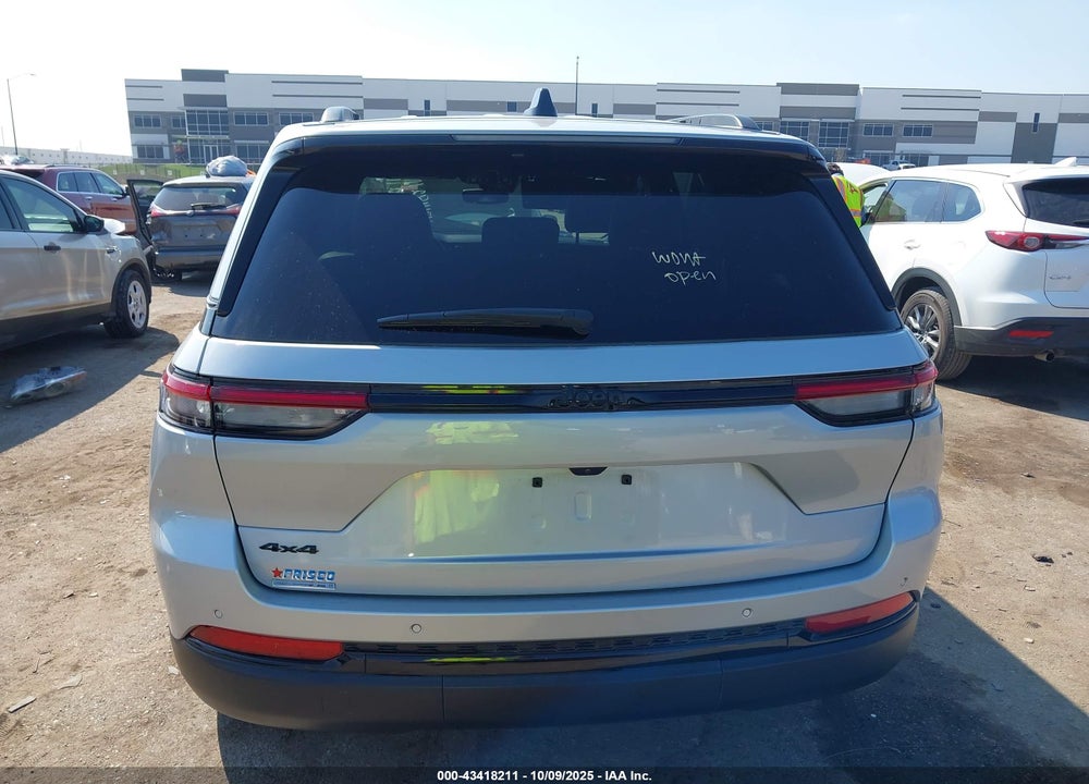 2023 JEEP GRAND CHEROKEE VIN: 1C4RJHAG5PC659828
