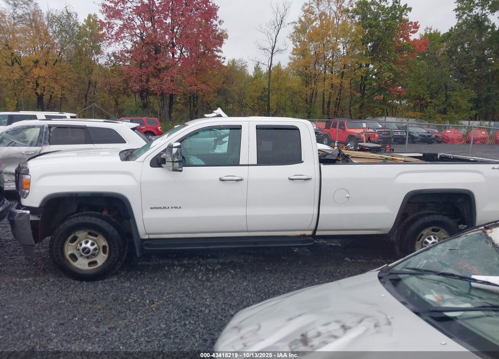 2015 GMC SIERRA 2500HD VIN: 1GT22XE8XFZ113744