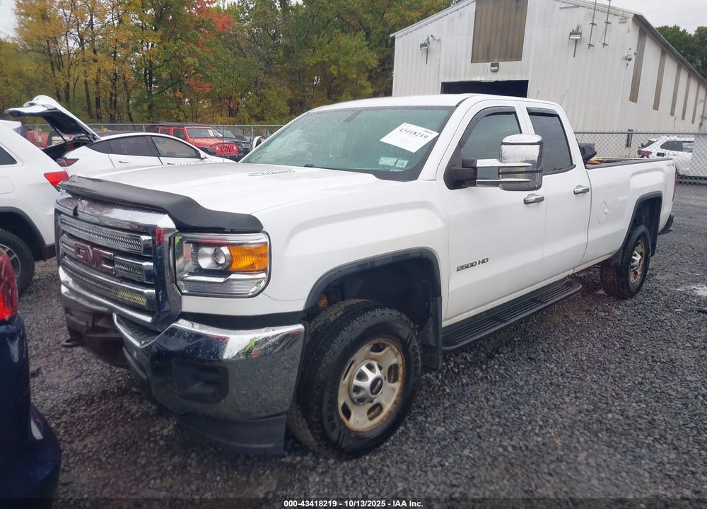 2015 GMC SIERRA 2500HD VIN: 1GT22XE8XFZ113744