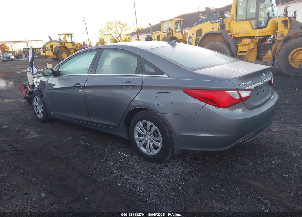2013 HYUNDAI SONATA VIN: 5NPEB4AC8DH525820