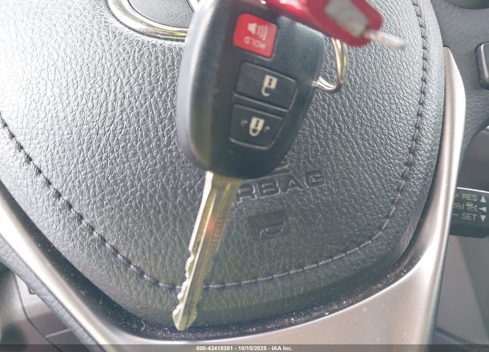 2018 TOYOTA RAV4 VIN: 2T3BFREV3JW829805