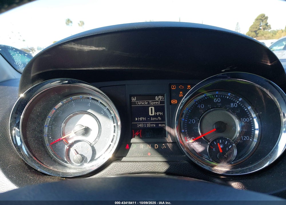 2014 CHRYSLER TOWN & COUNTRY TOURING VIN: 2C4RC1BG1ER124032