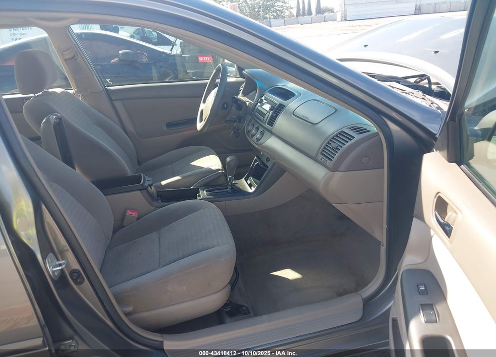 2005 TOYOTA CAMRY LE/XLE/SE VIN: 4T1BE32K35U633744
