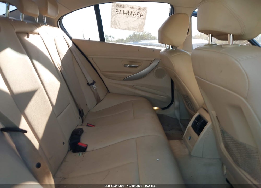 2016 BMW 3 SERIES VIN: WBA8A3C59GK551578