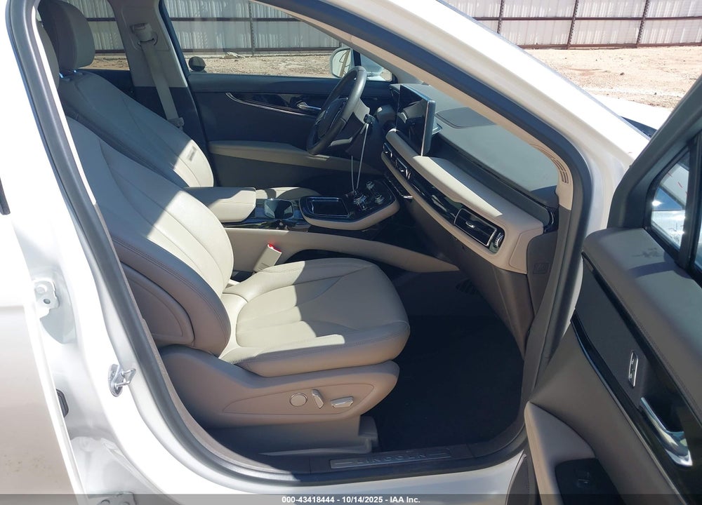 2022 LINCOLN NAUTILUS STANDARD VIN: 2LMPJ6J98NBL14366