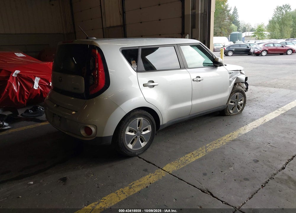 2019 KIA SOUL EV VIN: KNDJX3AE3K7038103