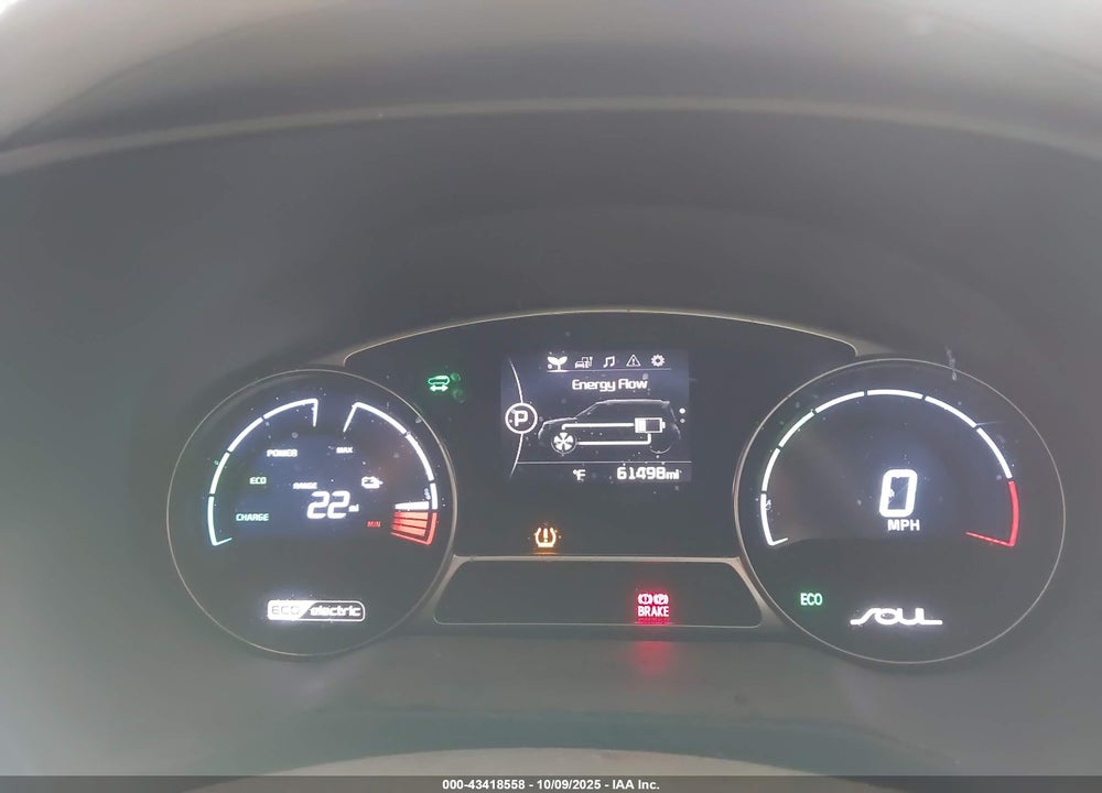 2019 KIA SOUL EV VIN: KNDJX3AE3K7038103