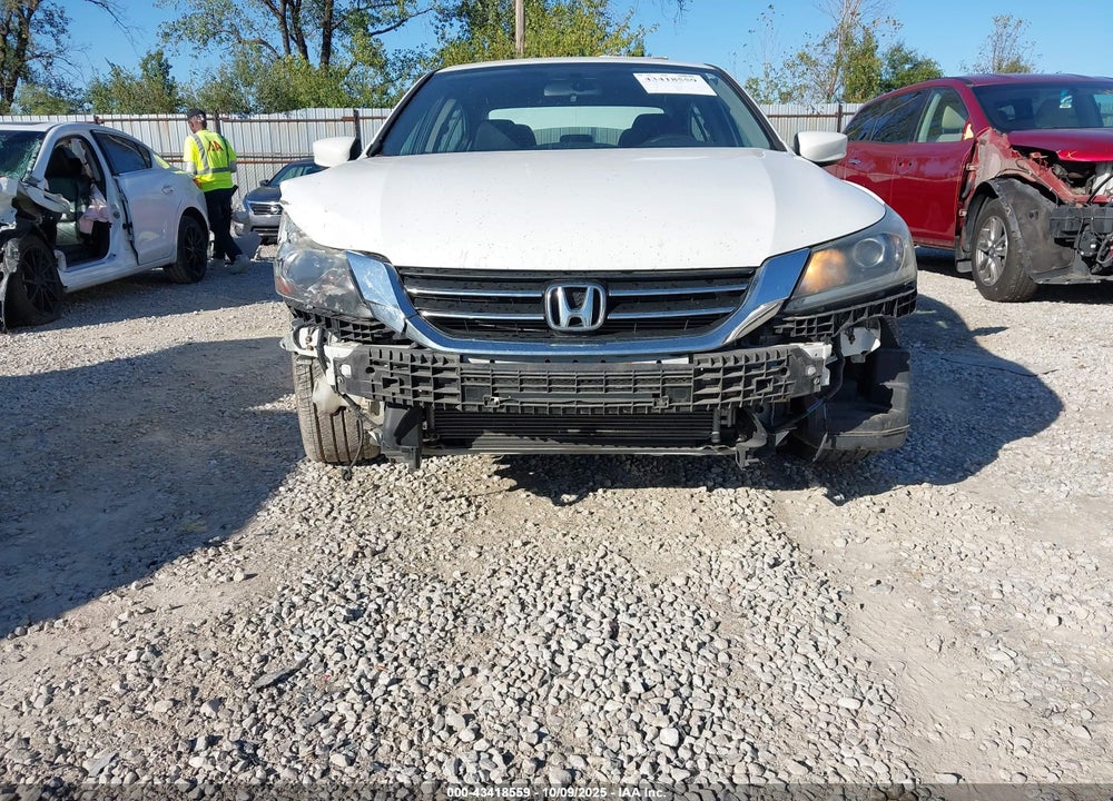 2015 HONDA ACCORD SPORT VIN: 1HGCR2F58FA232089