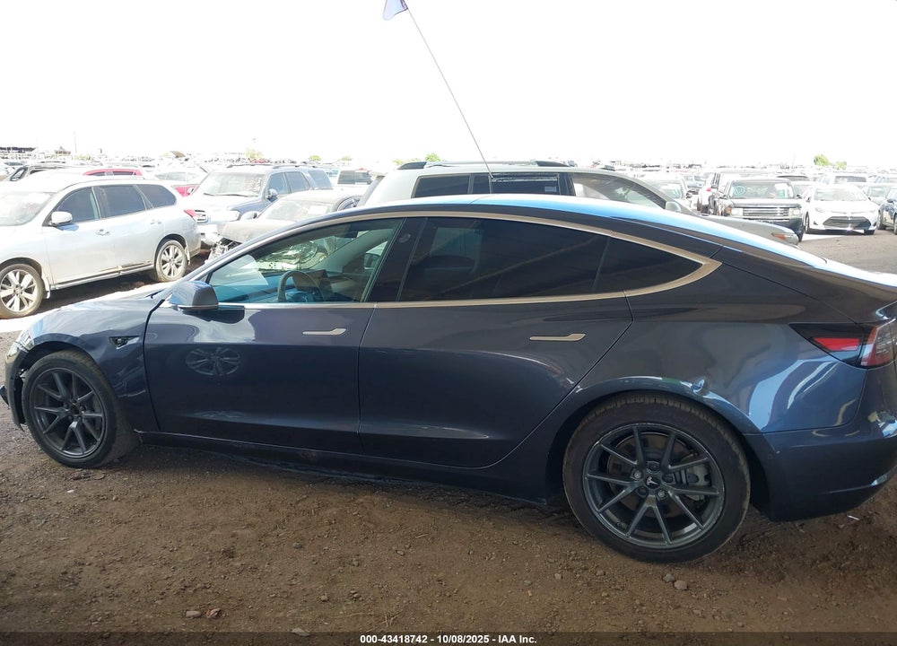 2020 TESLA MODEL 3 STANDARD RANGE PLUS REAR-WHEEL DRIVE/STANDARD RANGE REAR-WHEEL DRIVE VIN: 5YJ3E1EA0LF803452