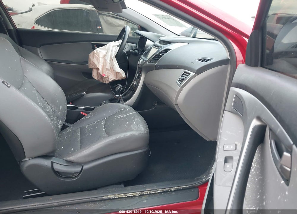 2014 HYUNDAI ELANTRA VIN: KMHDH6AH6EU026731