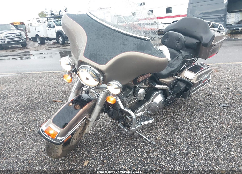 2005 HARLEY-DAVIDSON FLHTCI VIN: 1HD1FFW155Y602020
