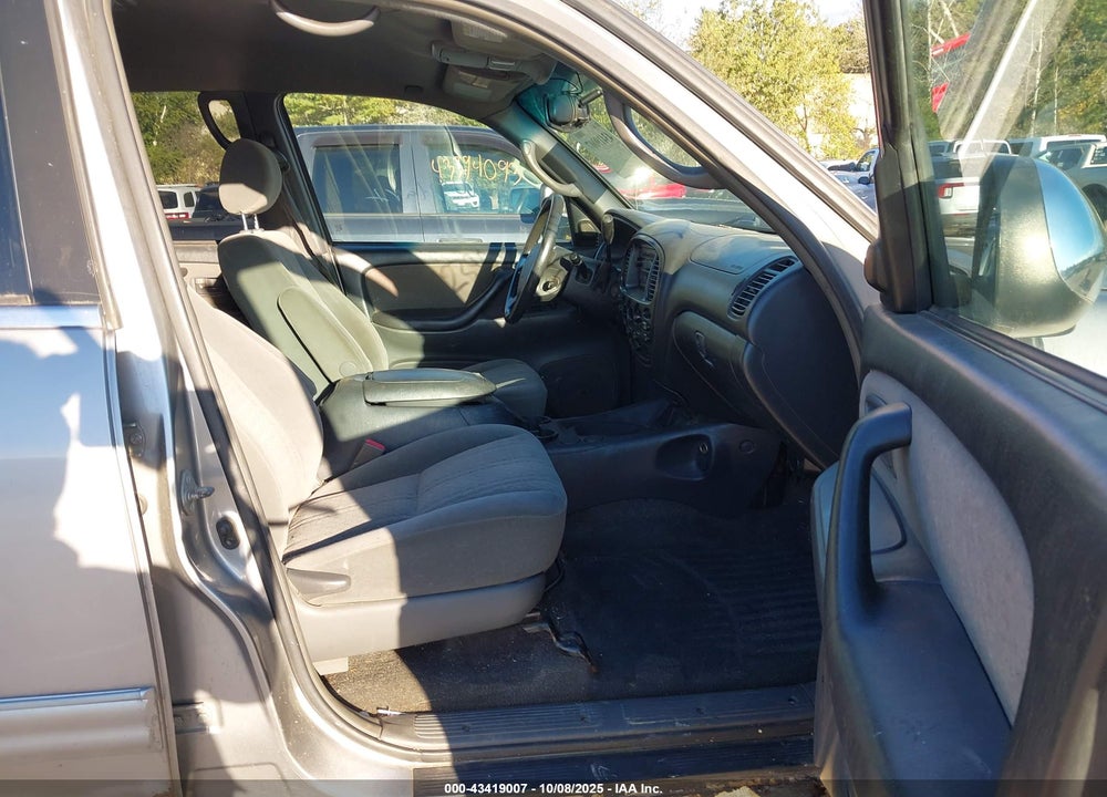 2005 TOYOTA TUNDRA SR5 V8 VIN: 5TBDT44155S476793