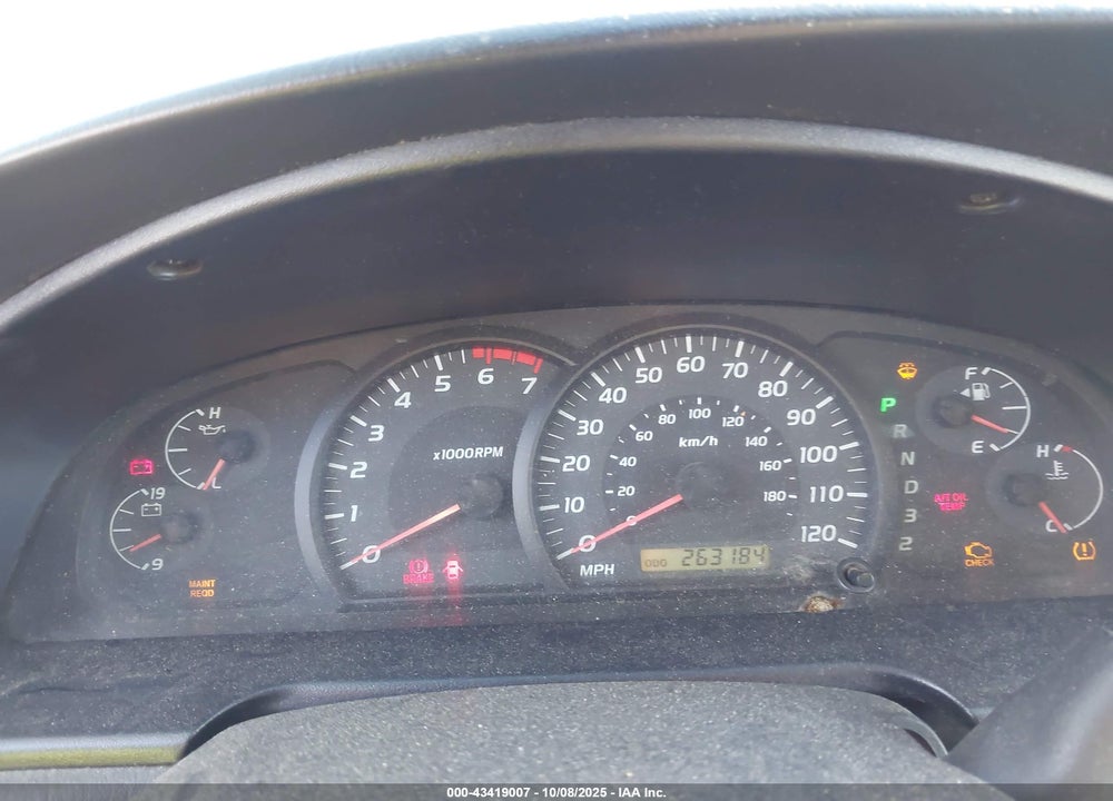 2005 TOYOTA TUNDRA SR5 V8 VIN: 5TBDT44155S476793
